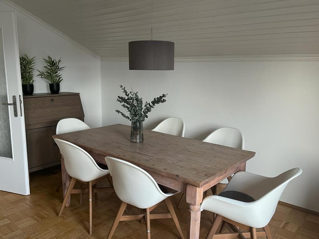 Helle, Ruhige Ferienwohnung Mit Balkon Bad Tolz Exterior photo