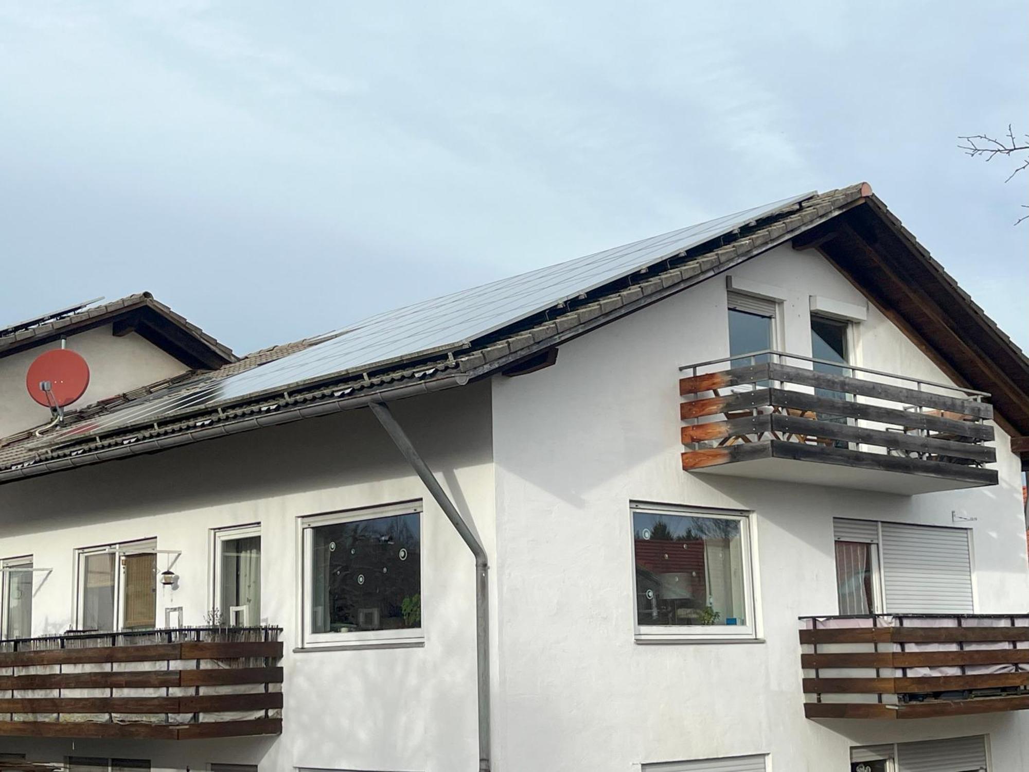 Helle, Ruhige Ferienwohnung Mit Balkon Bad Tolz Exterior photo